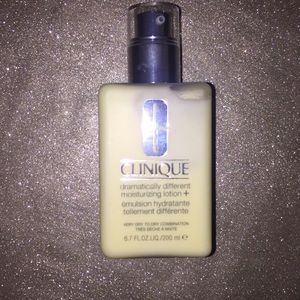 Clinique Jumbo dramatically Moisturizing lotion